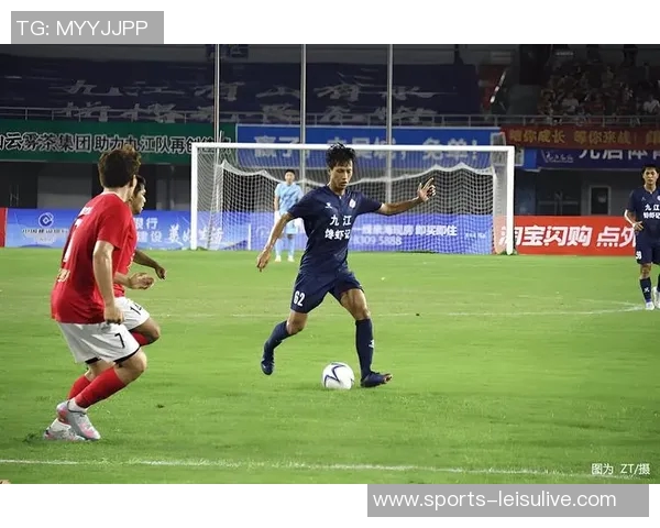 客场呐喊传递佛山力量助力球队坚定迈向保级之路 客场呐喊传递佛山力量助力球队坚定迈向保级之路