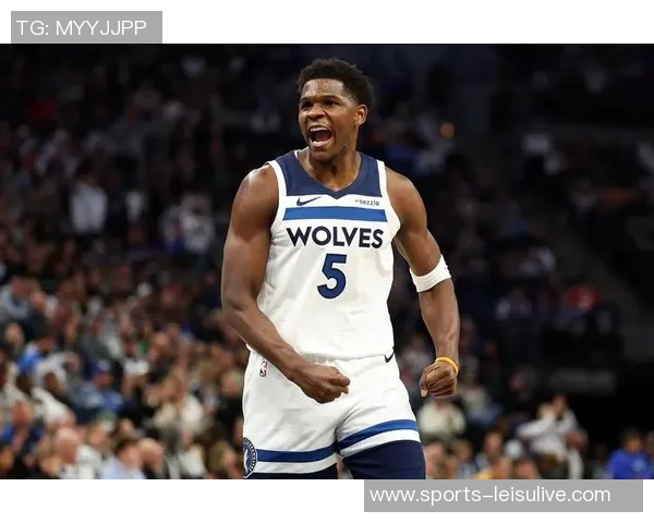 爱德华兹立志为森林狼夺冠全力以赴誓言实现梦想目标 爱德华兹立志为森林狼夺冠全力以赴誓言实现梦想目标