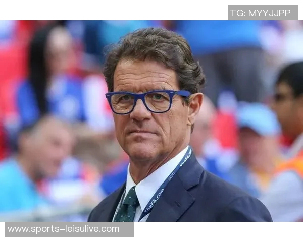 卡佩罗盛赞齐沃的成长轨迹与当年执教米兰的相似之处 卡佩罗盛赞齐沃的成长轨迹与当年执教米兰的相似之处