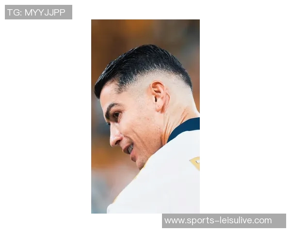 C罗表达对巴西的深厚情感与家庭纽带的独特故事 C罗表达对巴西的深厚情感与家庭纽带的独特故事