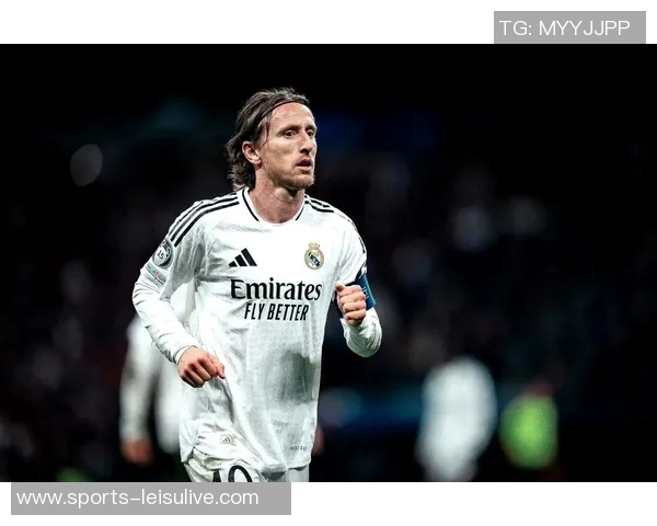 安布谈德布劳内表现与莫德里奇对比的误区与真实情况 安布谈德布劳内表现与莫德里奇对比的误区与真实情况