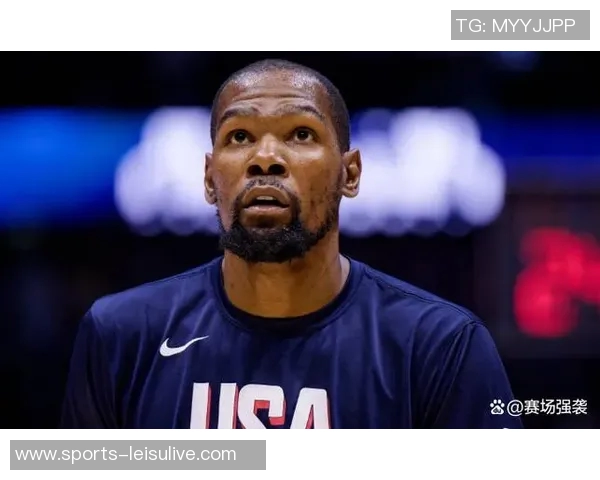 阿门赞杜兰特职业态度出色训练如赛场展现顶级球星风范 阿门赞杜兰特职业态度出色训练如赛场展现顶级球星风范