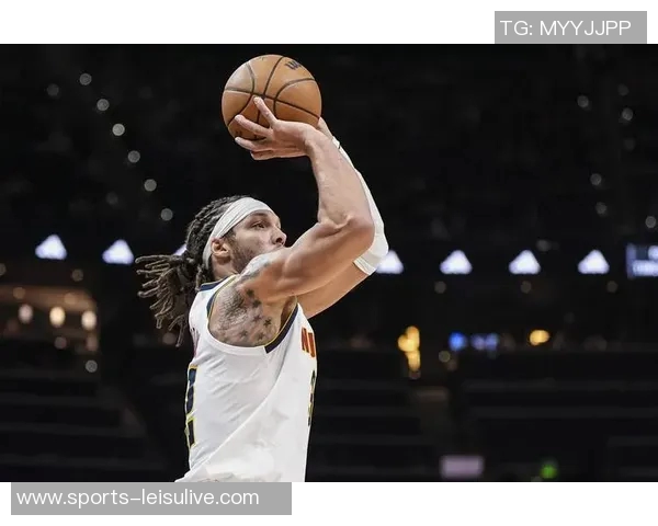 约基奇强调球队需提升防守强度关键时刻轮转要到位 约基奇强调球队需提升防守强度关键时刻轮转要到位