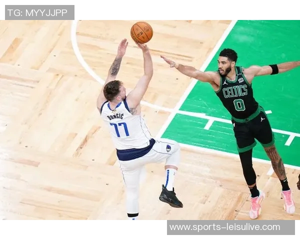 浓眉加盟独行侠后出勤率仅3046场比赛只打了14场引发关注 浓眉加盟独行侠后出勤率仅3046场比赛只打了14场引发关注